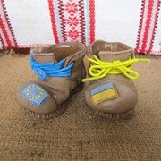 Сувенирные керамические ботиночки фото