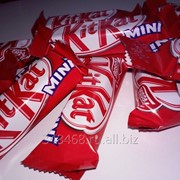 Шоколадный батончик KitKat мини фотография
