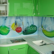 Кухонный фартук из стекла (Скинали) зеленого оттенка фото