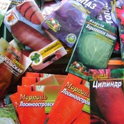 Пакетированные семена овощей и цветов фотография