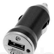 USB зарядка от прикуривателя фотография