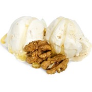 Мороженое медовое с грецким орехом фотография