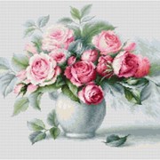 Набор для вышивки крестом "Этюд с чайными розами" артикул B2280