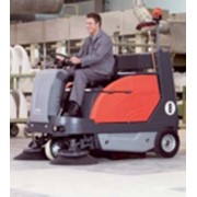 Подметальная машина Hako Hako-Jonas 1200 V/E/D фото