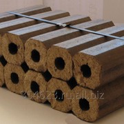 Брикеты топливные из древесины фотография