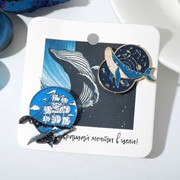 Набор значков (2шт) 'Киты и космос', цвет бело-синий фотография