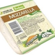 Сыр полутвердый Моцарелла панини с базиликом фото