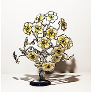 Статуэтка Дерево от сглаза оберег 25*30 см серебристый ствол желтые цветы фото