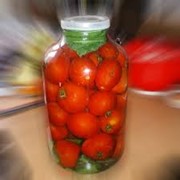 Томаты консервированные, помидоры фотография