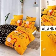 Семейный комплект постельного белья из сатина “Alanna“ Черный со светлыми сердечками и желтый с цветами и фото