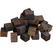 Кубики дубовые для настаивания самогона, коньяка, вина сильного обжига 100 г фотография