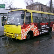 Реклама на маршрутках, трамваях, троллейбусах фотография