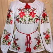 Вышиванкаженская “Красная лилия любви“ фотография