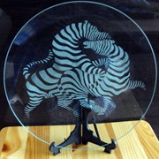 Лазерная гравировка стекла, зеркала фотография