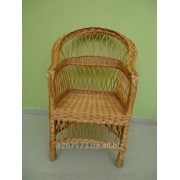 Плетеное кресло из лозы