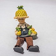 Украшение для дома Мальчик с ананасами фотография