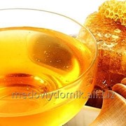 Свежий цветочный мёд натуральный фотография