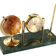 Часы на подставке с глобусом и ручкой фото