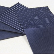 Резиновые наполные покрытия (резиновые ковры и маты) фотография