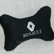 Подушка подголовник Renault черная фотография