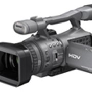 Видеокамера цифровая Sony HDR-FX7E фотография