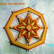 Плетенная мандала “OJo de dios“ фото