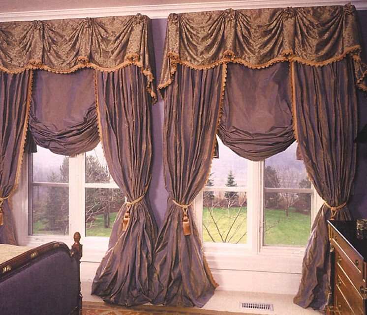 Шикарные шторы. Шторы бархатные версалес. Шикарные шторы. Массивные шторы. Классические шторы с ламбрекеном.
