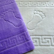 Махровый коврик для ванной с “ножками“, 50*70, двойная петля фото