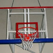 Щит баскетбольный оргстекло 15 мм на стальной раме 180х105 см.