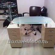 Маникюрный стол “Elegant“ с стеклянной столешницей фотография