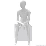 Манекен женский, белый, абстрактный, для одежды в полный рост, сидячий. MD-Glance Matte 09