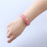 Турмалиновый браслет розовый фотография