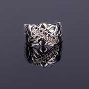 Серебряное кольцо с Сапфирами и Бриллиантами от Wickerring фотография