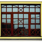 Производим окна из качественного трехслойного клееного бруса фото