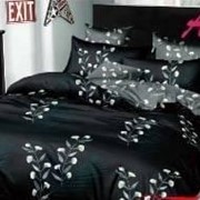 Комплект постельного белья Евро на резинке из сатина “Aimee“ Черный и серый с белыми цветочками на стебле с фото