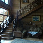 Лестница-деревянная фото