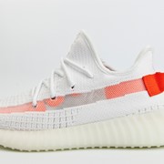 Кроссовки Adidas Yeezy 350 boost V2 Wmns White / Red фото