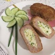 Зразы мясные с луком и яйцом фото