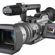 Видеокамера цифровая miniDV Sony DCR-VX2100E фото