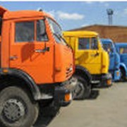 Стоянка для отстоя грузового транспорта фото