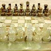 Шахматы из из минерала оникс фото
