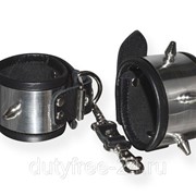 Серебристо-черные наручники с шипами и металлическим блеском фото