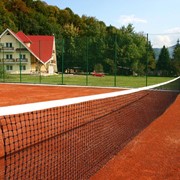 Теннисный корт на территории санатория "Карпатия"