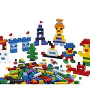 Кирпичики LEGO для творческих занятий фотография