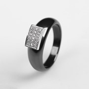 Кольцо керамика 'Прямоугольник' широкий, цвет чёрный в серебре, 19 размер фотография