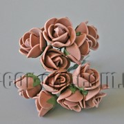 Букет светло-коричневых розочек из латекса 1,5-2 см 175 фото