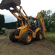 JSB 4CX Servicii buldoexcavator фотография