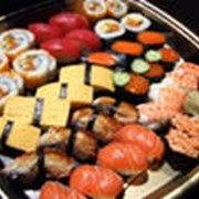 Доставка суши фотография