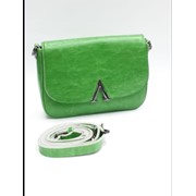 Яркая женская сумочка 23 см зеленая фото