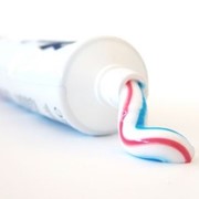Зубная паста фотография